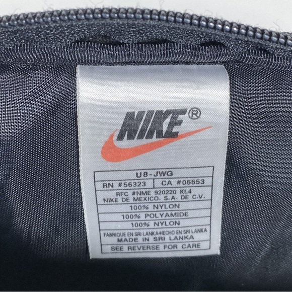 Vintage Nike ACG Waist Pack Large Fanny Bag Crossbody Wallet Strap Black Yellow - Picture 6 of 6